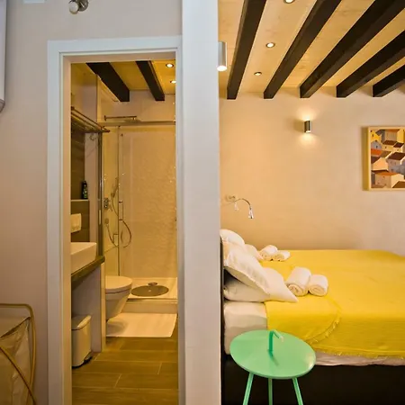 St. Stephen's Square Apartamento *