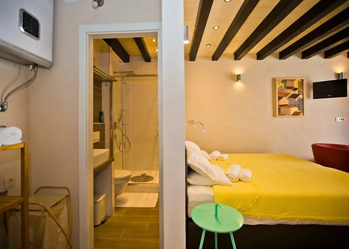 St. Stephen's Square Daire *